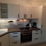 Ferienwohnungen Goehren Daire *