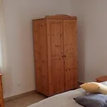 Ferienwohnungen Goehren Daire