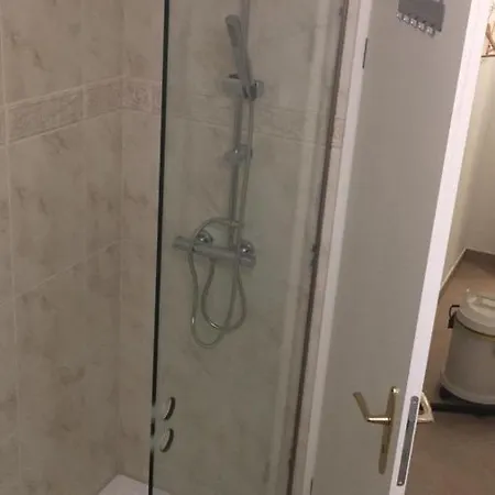 Apartment Ferienwohnungen Goehren *